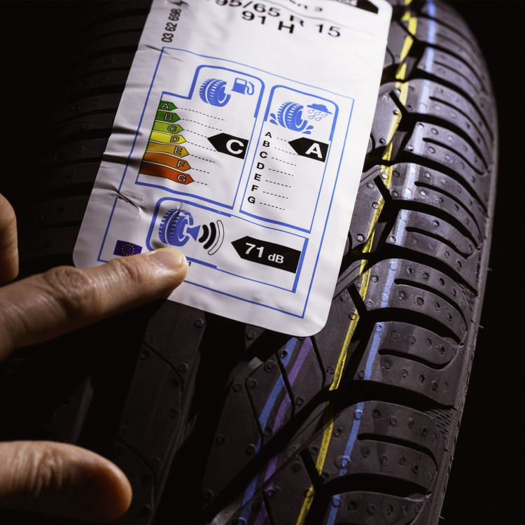 Tyre labels: how to read them and news 